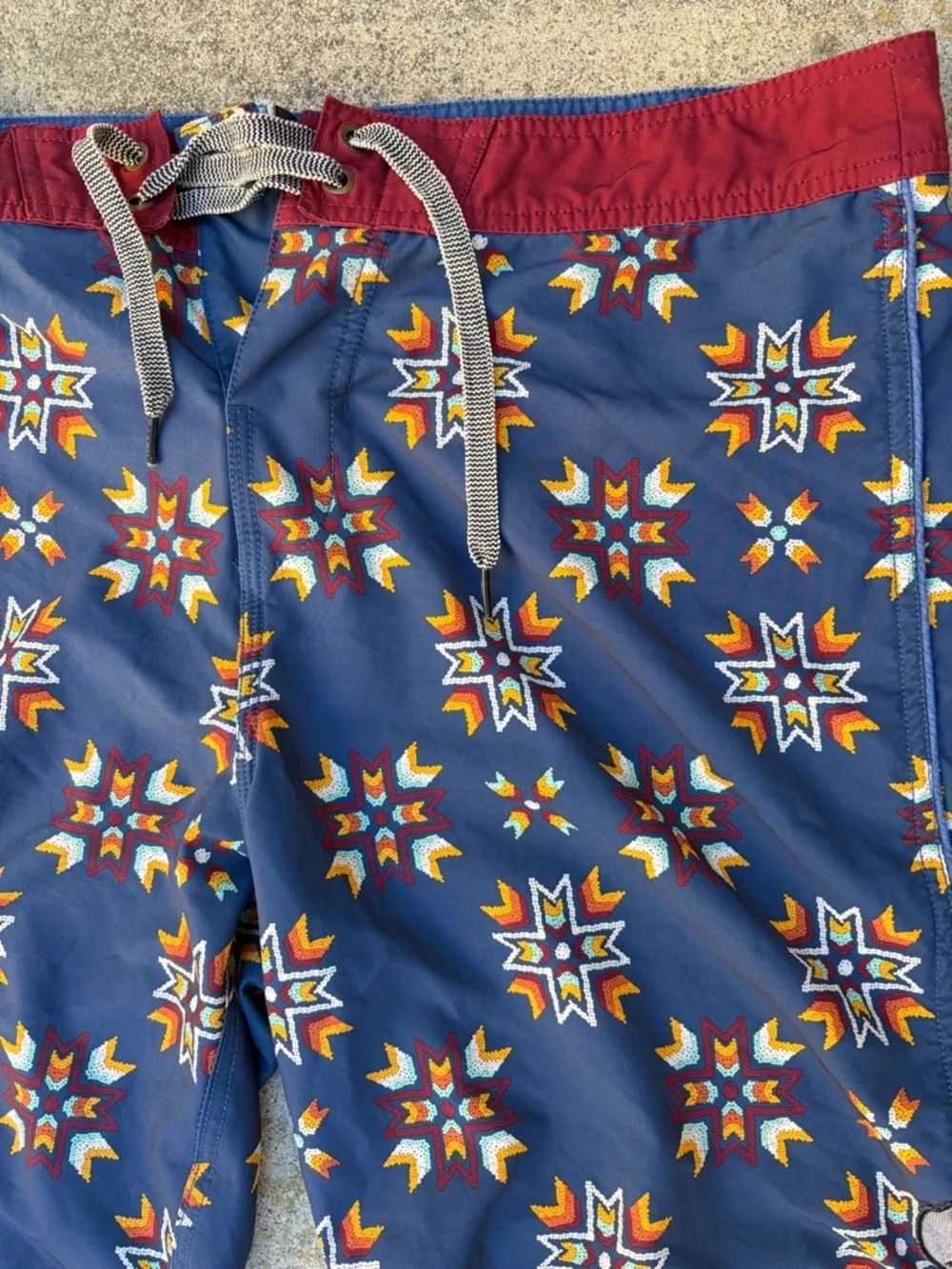 Men's Roark Board Shorts Multicolor Geometric 34 Aztec Southwest Beach Surf Swim